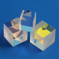 Polarizing Beamsplitter Cubes (PBS)